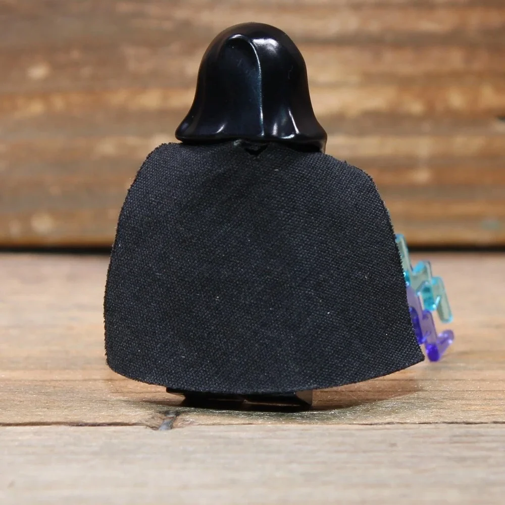 LEGO Star Wars Emperor Palpatine Minifigure with Force Lightning Accessories